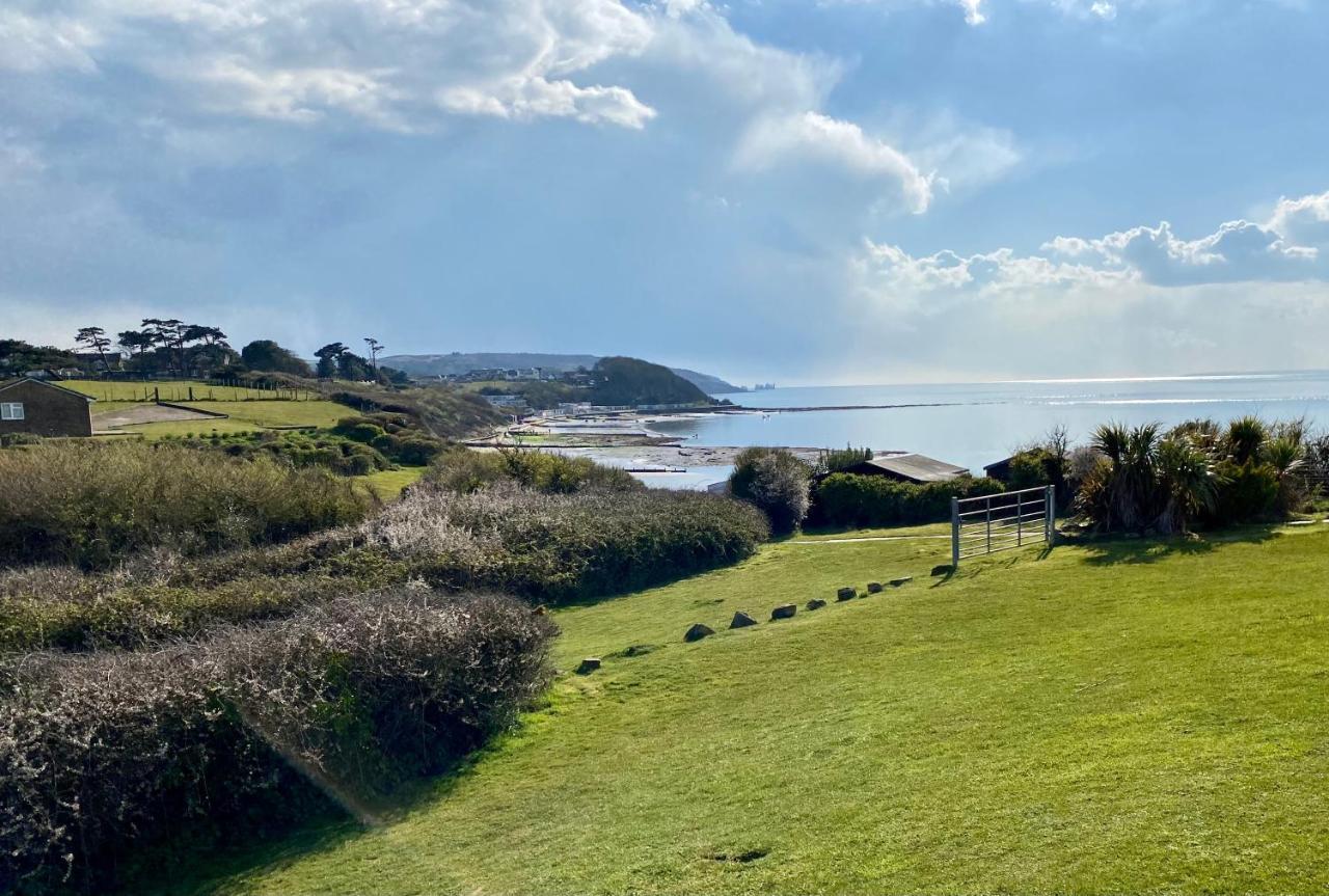 Bayview Self-Catering Coastal Bungalow In Rural West Wight Freshwater Esterno foto